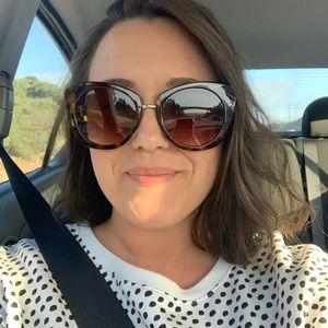 Meet your Posher, Victoria